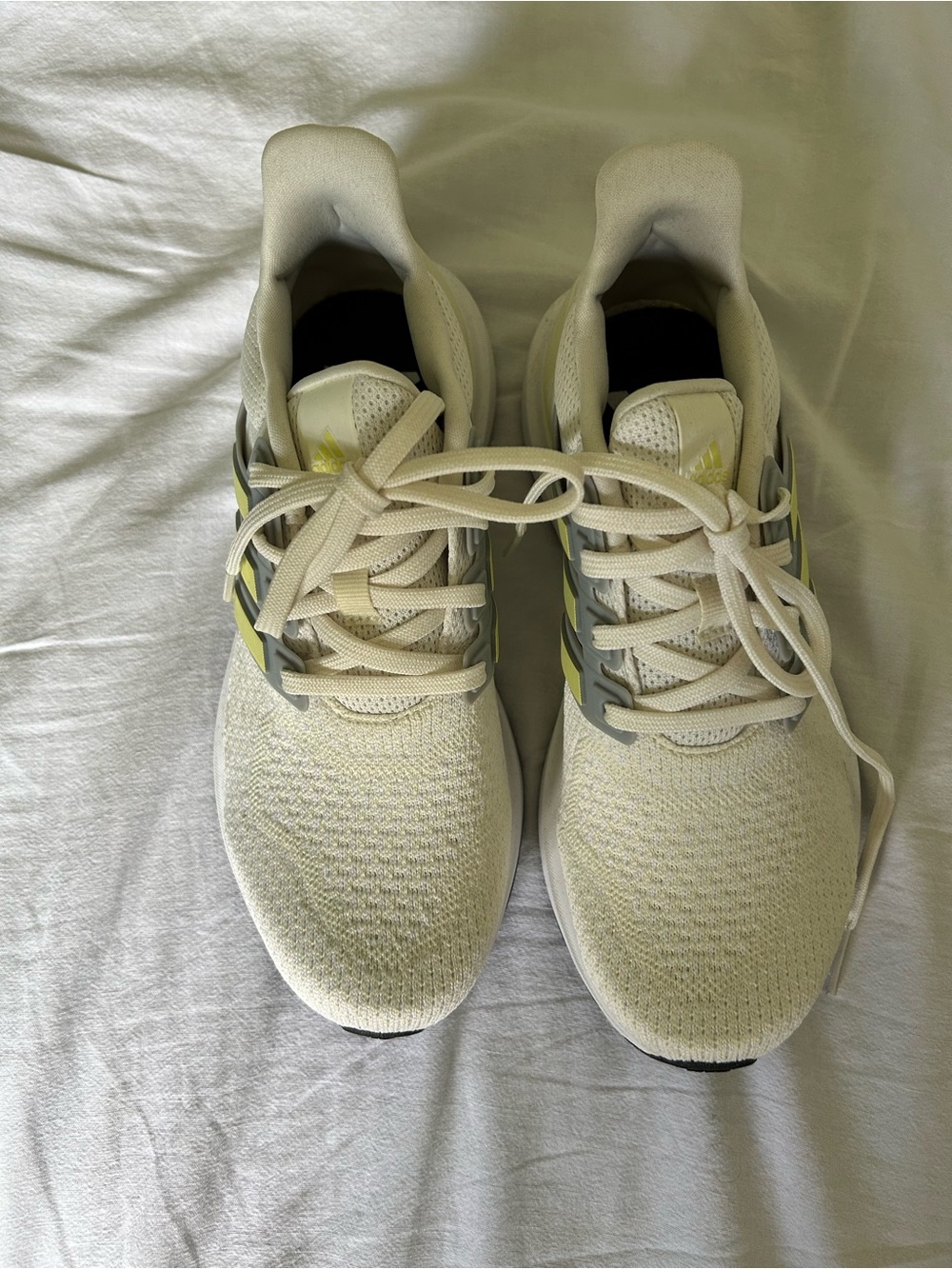 Adidas Bounce Shoes